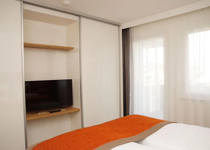 Parks 73 The Townhouse فندق 4*