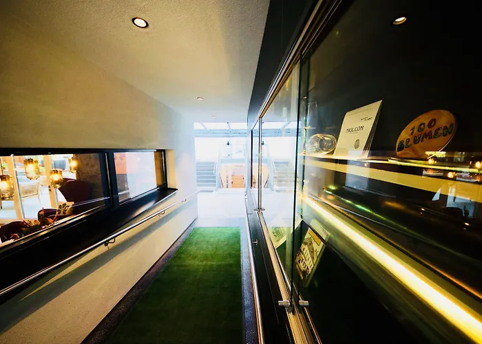 Parks 73 The Townhouse فندق