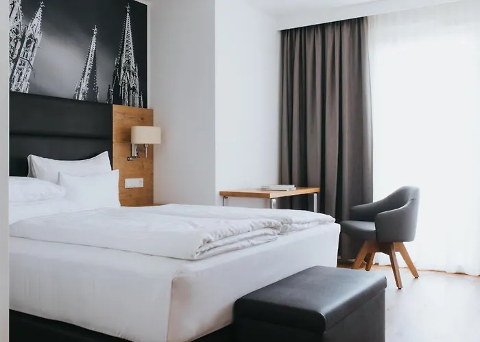 Parks 73 The Townhouse Hotel
